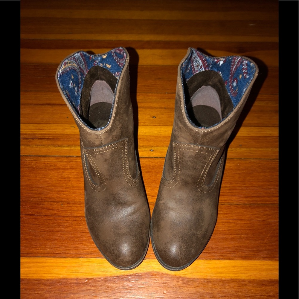 Like New! Rocket 🚀 Dog Booties! -Size 81/2-